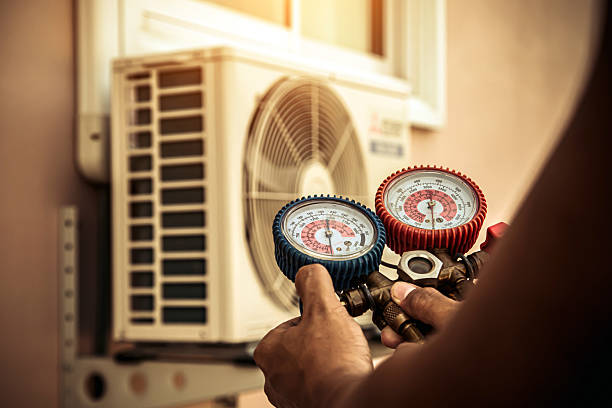 Professional Hvac Installation technician working in Auburn, GA
